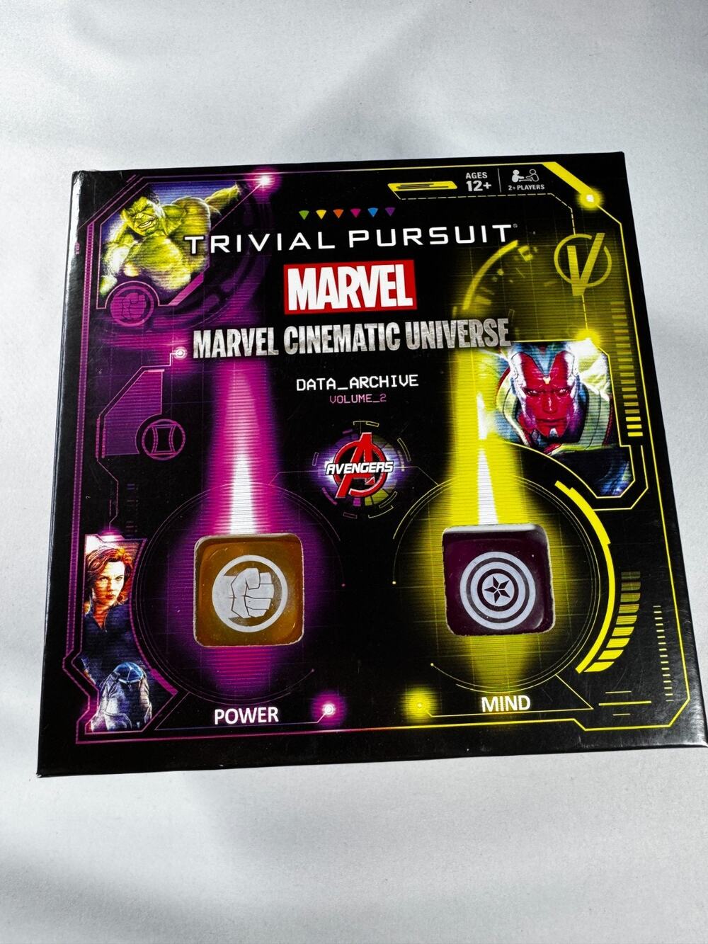Trivial Pursuit Marvel Cinematic Universe Data Archive Volume 2 MCU Complete Gam